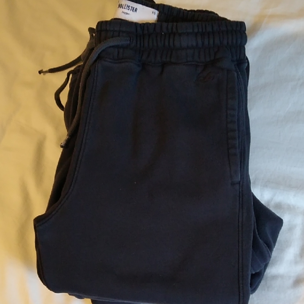 Hollister Jogger Sweatpants Lot of 4 pairs